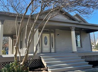 411 Blanco Rd, San Antonio, TX 78212