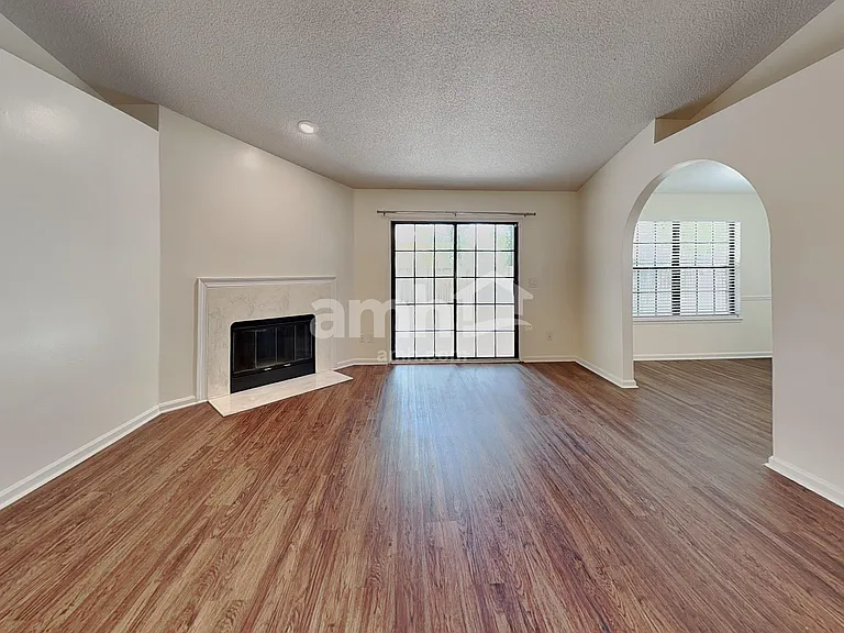 7546 Fawn Lake Dr N — Photo 8