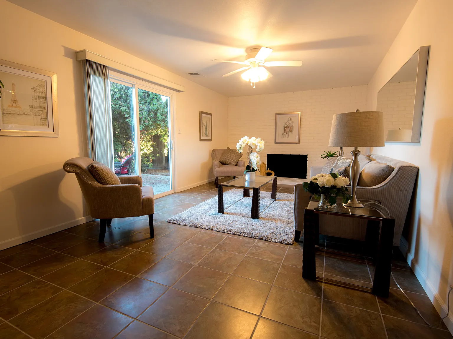 4364 Mowry Ave — Photo 3