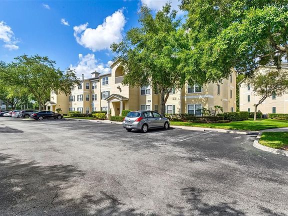 2nd image of 18119 Sterling Gate Cir