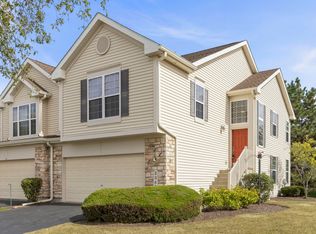 2348 Georgetown Ct, Aurora, IL 60503