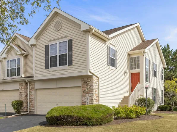 2348 Georgetown Ct, Aurora, IL 60503