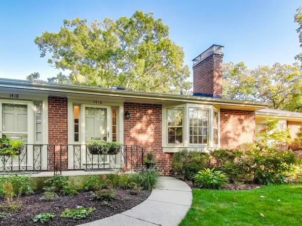 1416 10th St, Wilmette, IL 60091