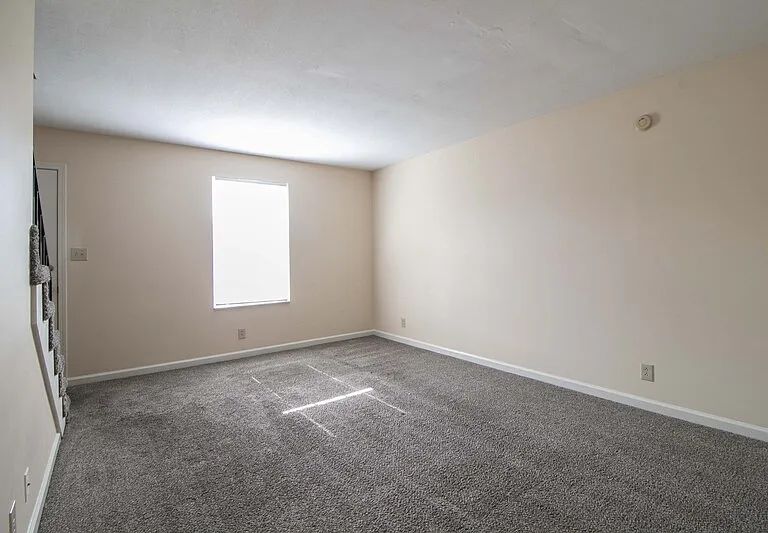 371-3 Peabody Dr — Photo 6