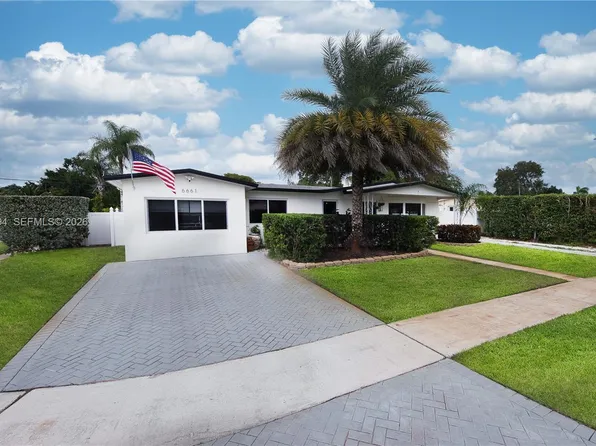 6661 SW 6th St, Pembroke Pines, FL 33023