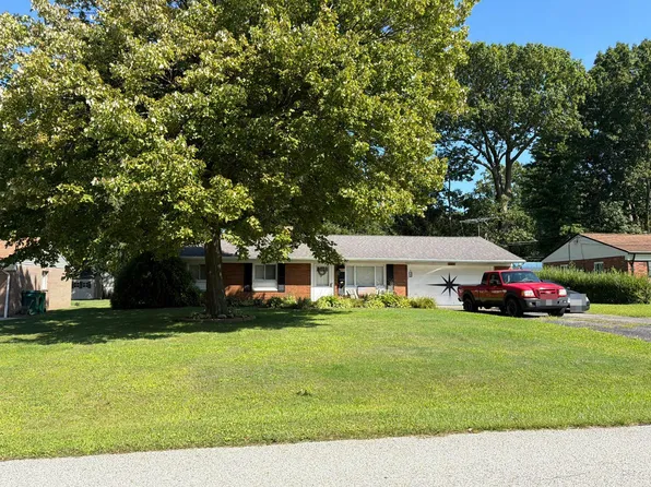 6185 Thunderbird Dr, Mentor, OH 44060