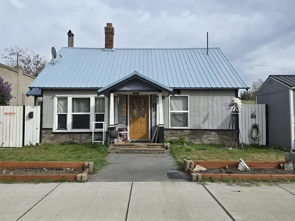 235 S Main St, Washtucna, WA 99371