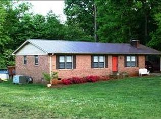 115 Eisenhower St, Easley, SC 29642