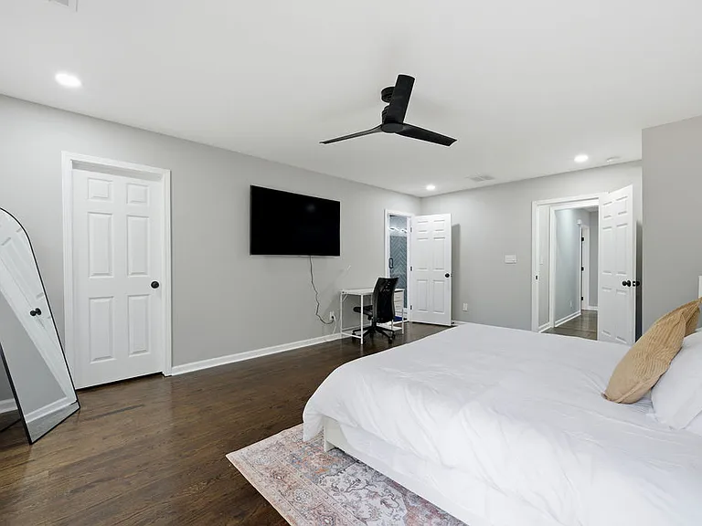 1114 Oakland Dr SW #A — Photo 17