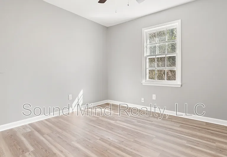 2600 Mallard Ct — Photo 12