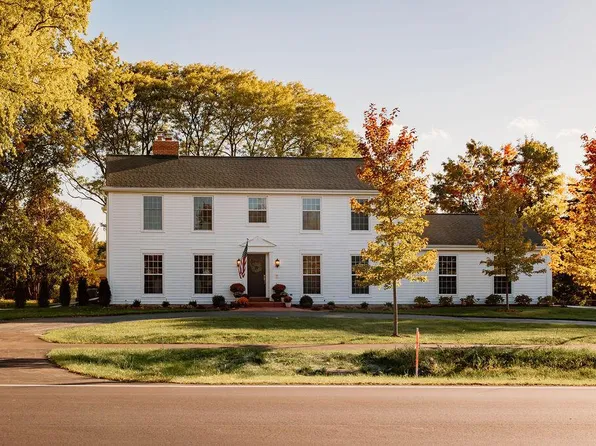 15295 Gebhardt ROAD, Elm Grove, WI 53122