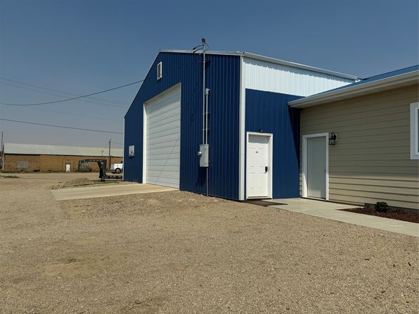123 2nd St W, Chester, MT 59522