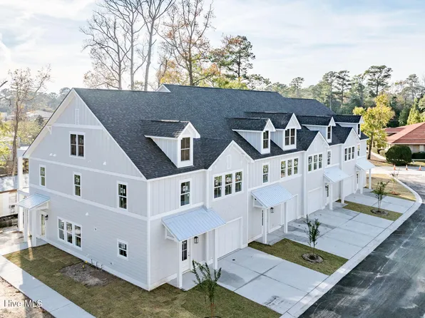 115 Seagate Place, Wilmington, NC 28403