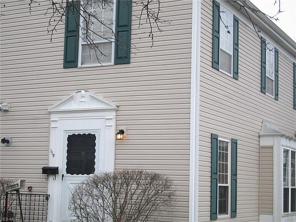 2nd image of 110 Fox Hill Ln