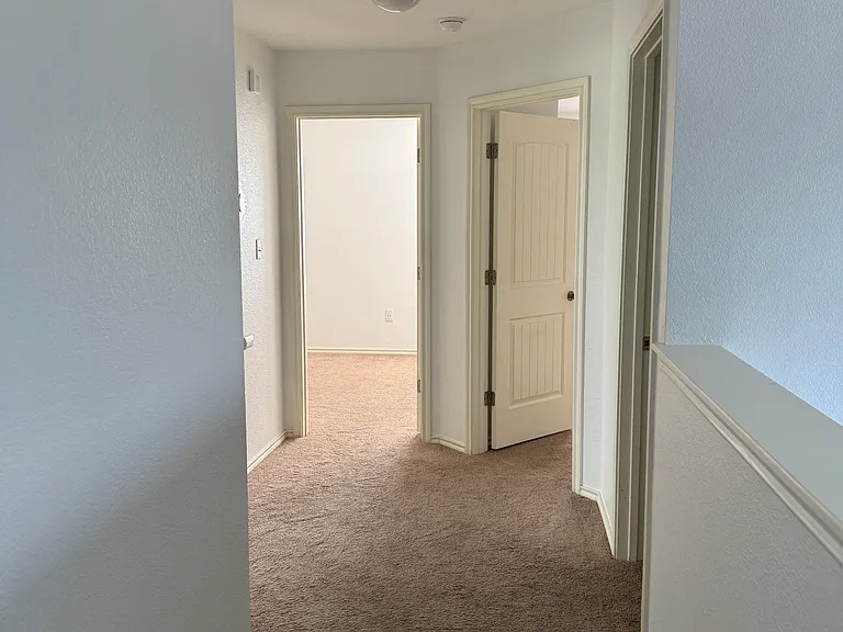 15105 Verela Dr — Photo 12