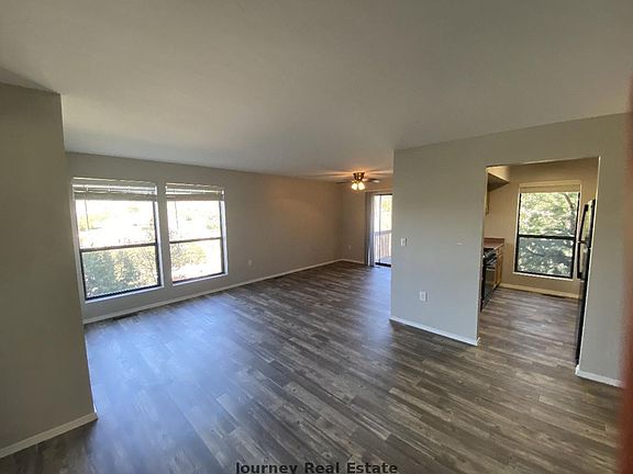 3rd image of 1305 Moore Pl APT A2