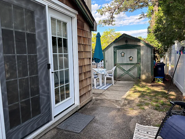 5 Pond Ave — Photo 5