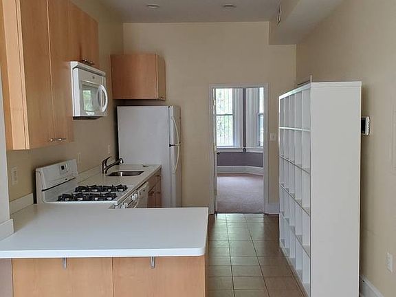 3rd image of 1299 Irving St NW Unit 1