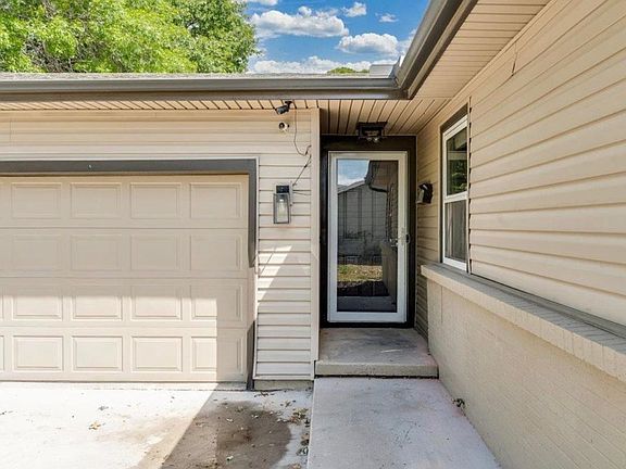5th image of 928 S Dalton Dr