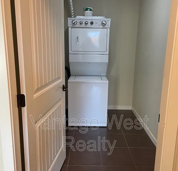 3739 Casorso Rd #305 — Photo 12
