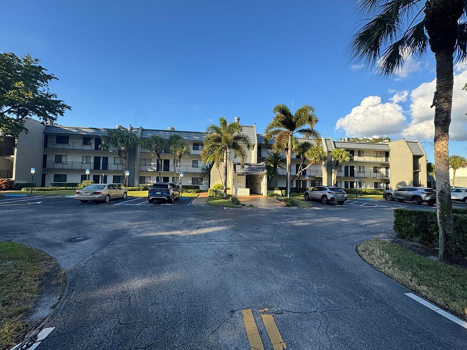 1st image of 4832 Esedra Court #106
