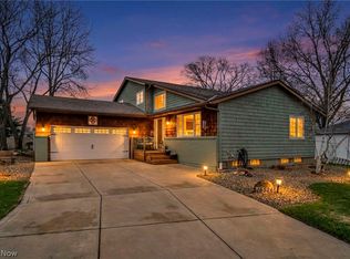 16524 Timberline Dr, Strongsville, OH 44136