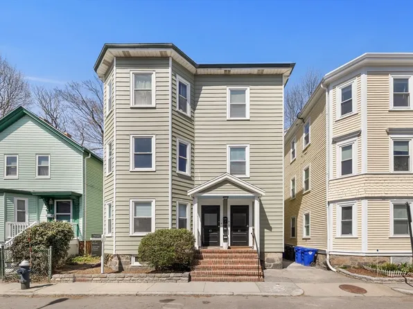 41-43 White Pl, Brookline, MA 02445