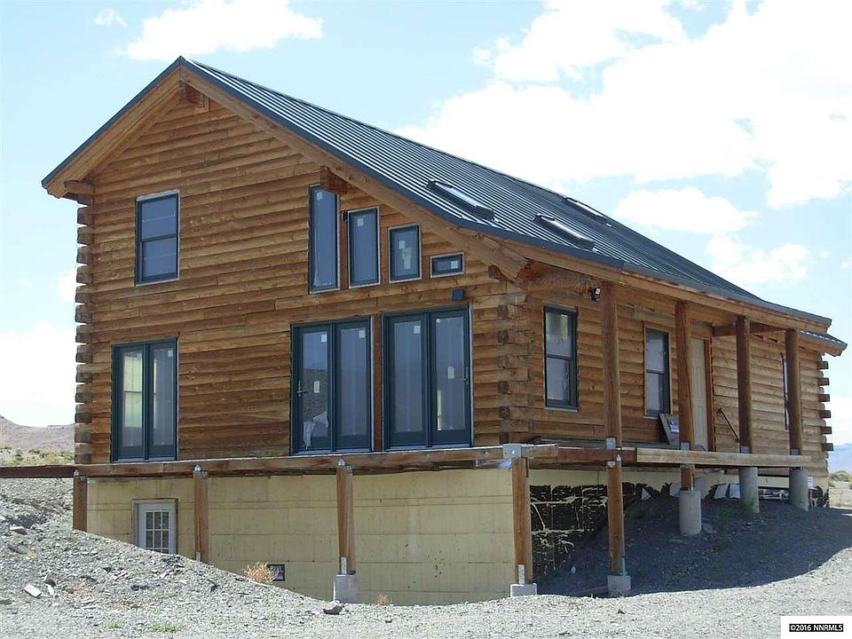 1st image of 2785 Fir Ave