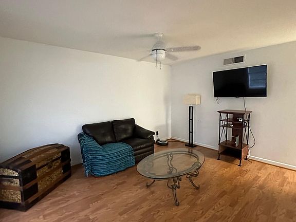 5th image of 8401 N New Braunfels Ave APT 330