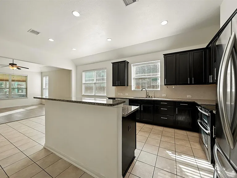 9219 Gilbert Hollow Dr — Photo 14