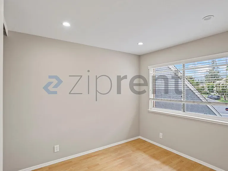 502 Pine Wood Ln — Photo 20