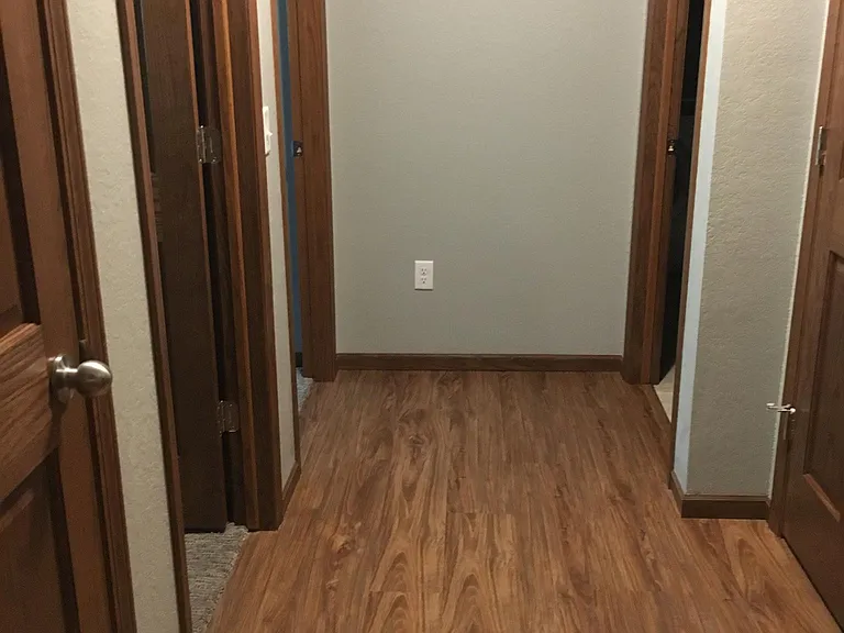 365 Sisters Ct — Photo 12