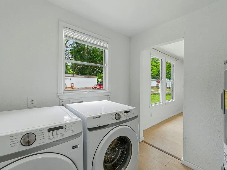 61 E Ensley St — Photo 19