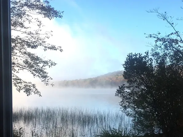 38 Jayvee Way, Starrucca, PA 18462