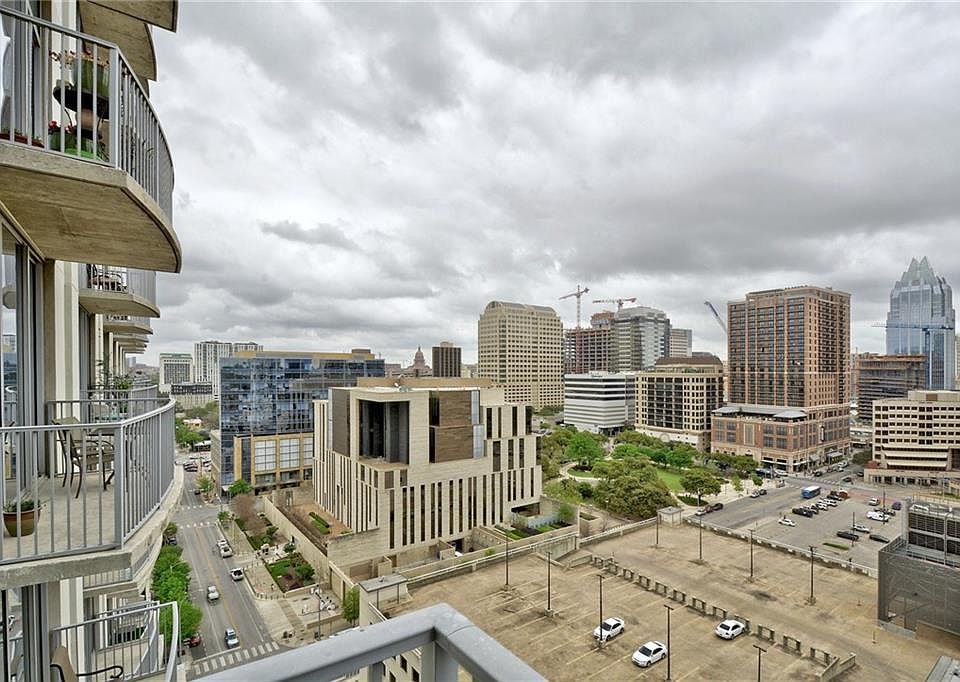 2nd image of 360 Nueces St APT 1503