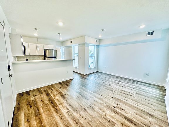 2nd image of 242 E Girard Ave #4