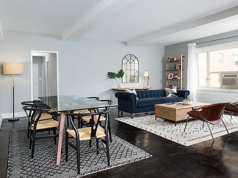 420 E 23rd St #3C — Photo 1