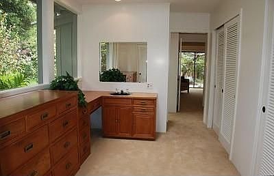 3rd image of 2 Wisteria Way