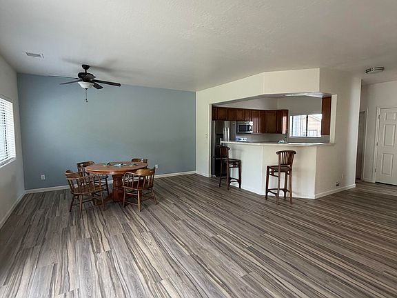 5th image of 1142 Mary Dr