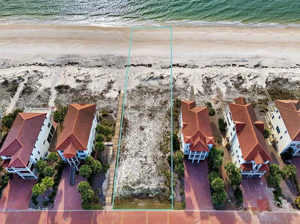 1858 Sunset Dr, Saint George Island, FL 32328