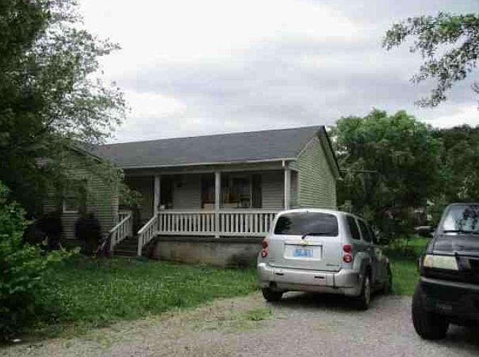 2nd image of 127 Crestview Dr