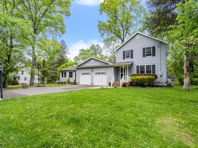 789 Harding Rd, Bridgewater, NJ, 08807