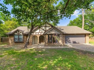 4201 Del Norte Dr, Arlington, TX 76016