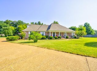 403 Maywood Cv, Marion, AR 72364