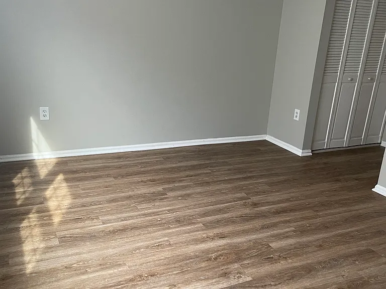 12211 Stevenson Ct — Photo 15