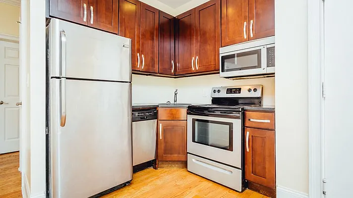 Rented by Nooklyn NYC LLC | media 16