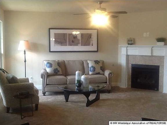 2nd image of 2890 N Hartland Dr