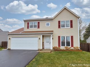 2055 Evergreen Ln, Round Lake Beach, IL