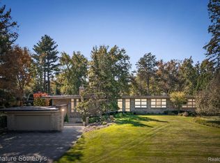 5280 Brookdale Rd, Bloomfield Hills, MI 48304