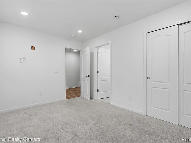 43034 Atwood Ave — Photo 22